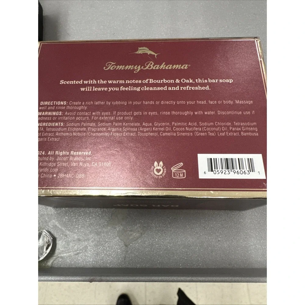 Tommy Bahama Bar Soap For Men - Bourbon & Oak - Hair / Face / Body ( 10oz )